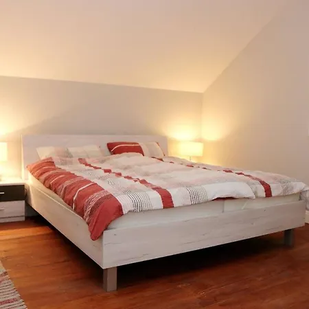 6-personen-fewo *